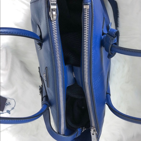 Prada Glacé Calf Twin Pocket Medium Double Zip Bag - Picture 8 of 11